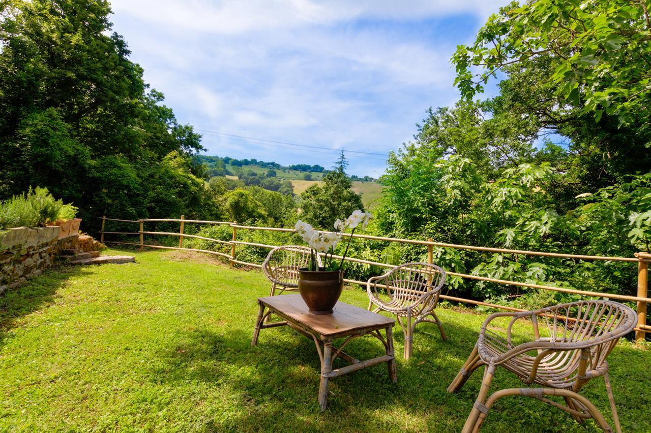 B&B La Residenza Del Poeta Montesicuro Екстер'єр фото