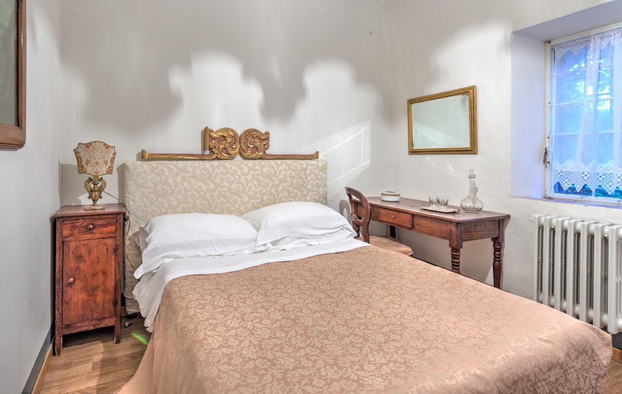 B&B La Residenza Del Poeta Montesicuro Екстер'єр фото