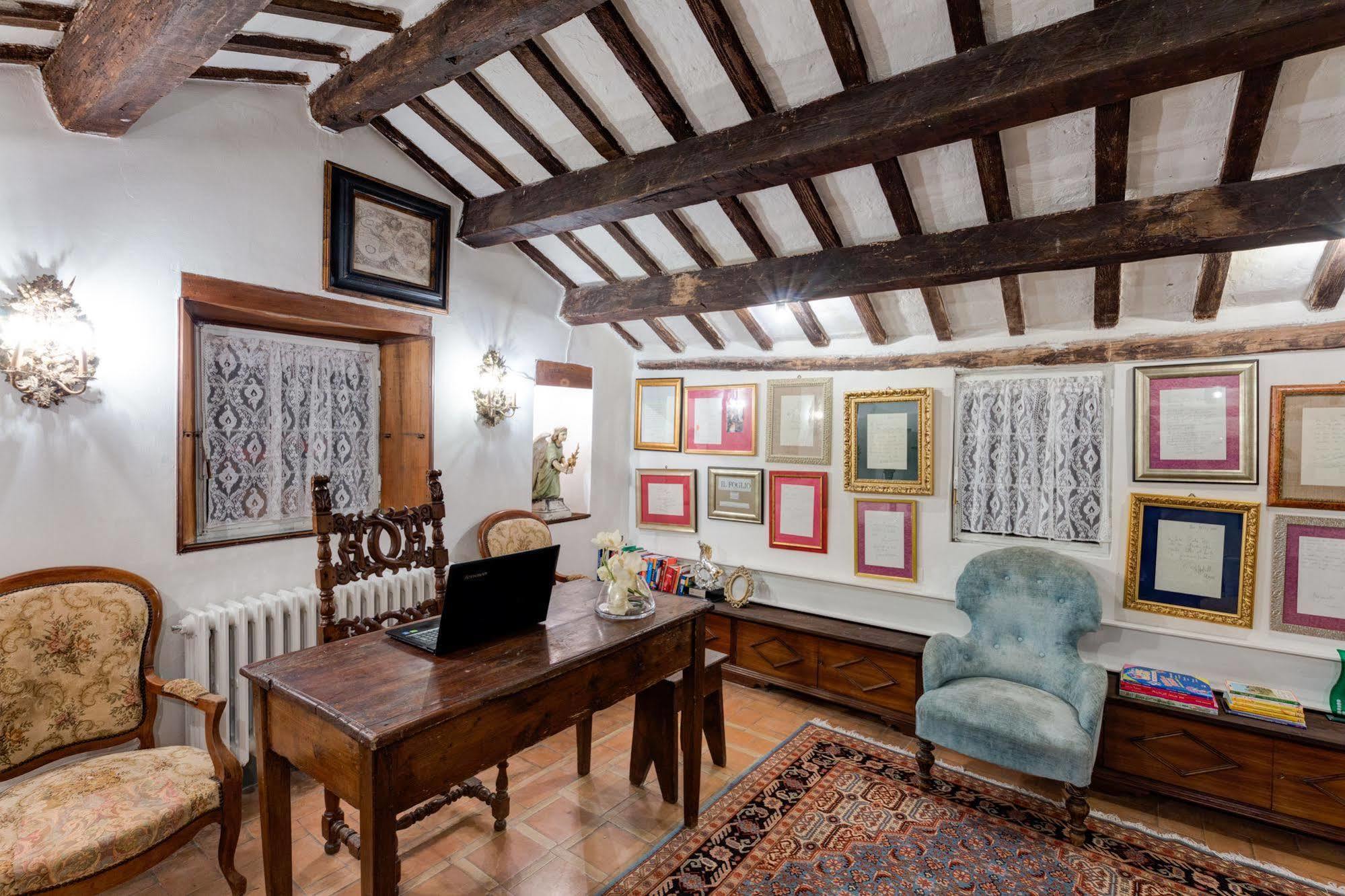 B&B La Residenza Del Poeta Montesicuro Екстер'єр фото
