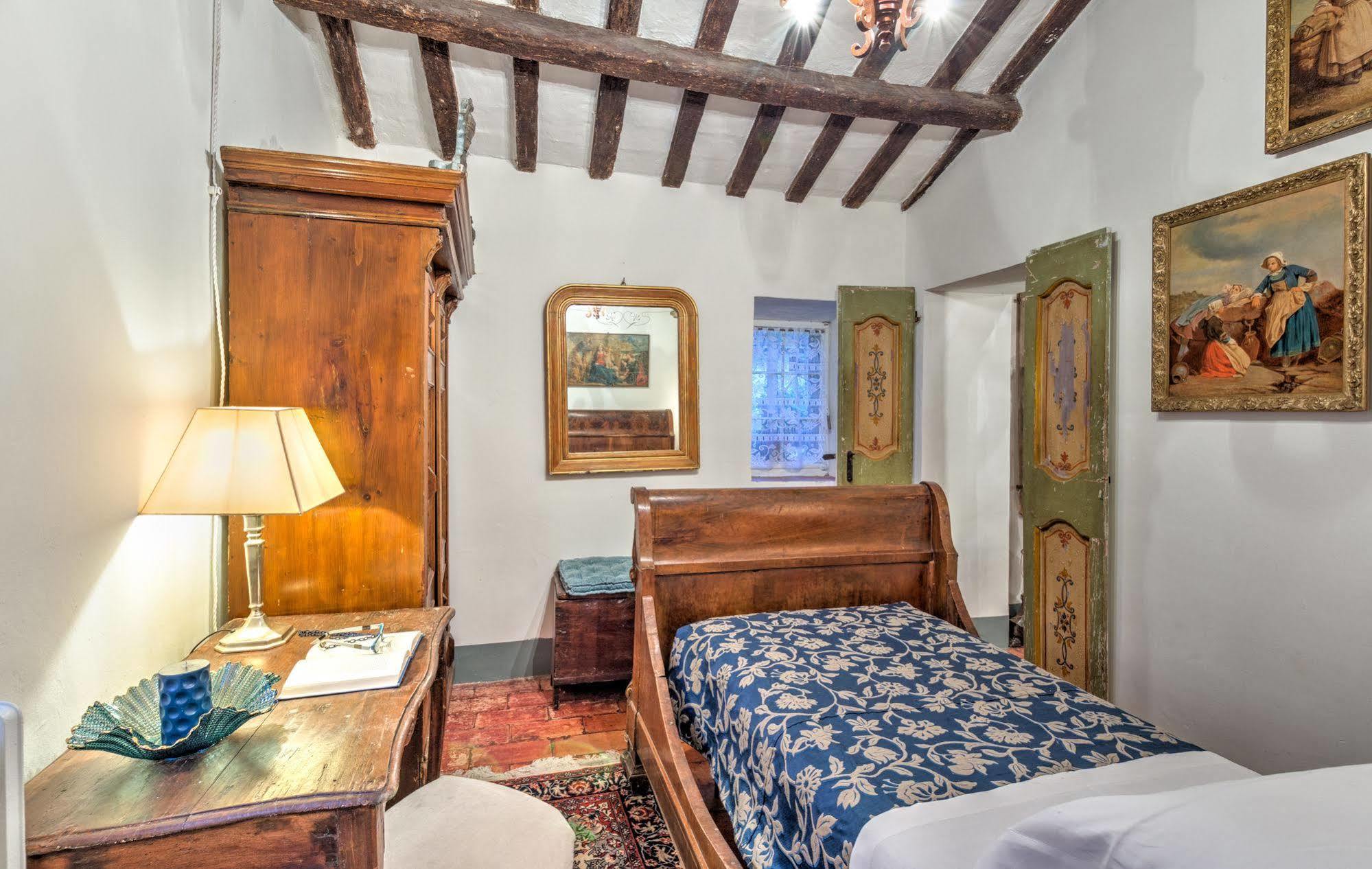 B&B La Residenza Del Poeta Montesicuro Екстер'єр фото